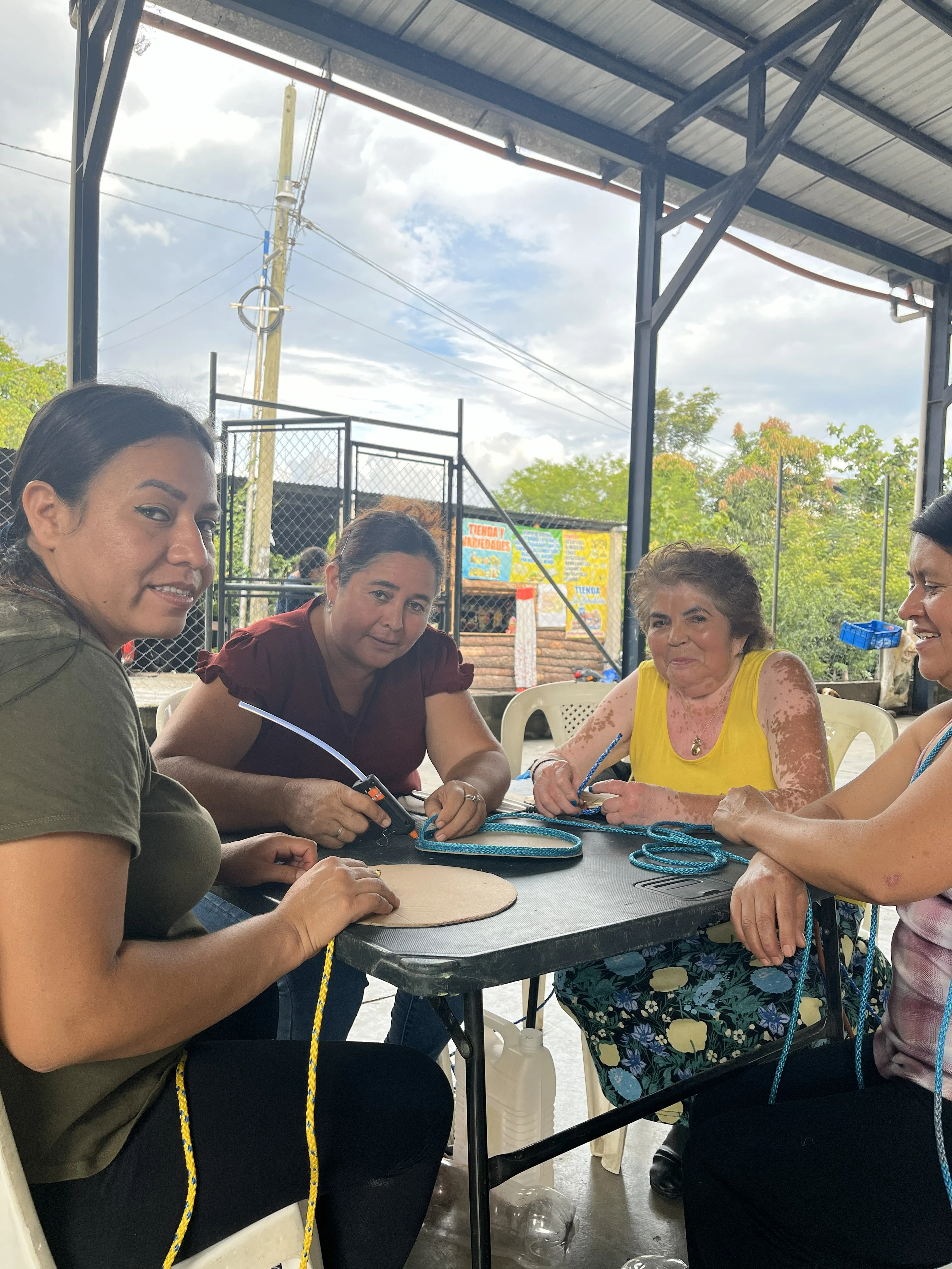 Taller de canastas con Lazo.