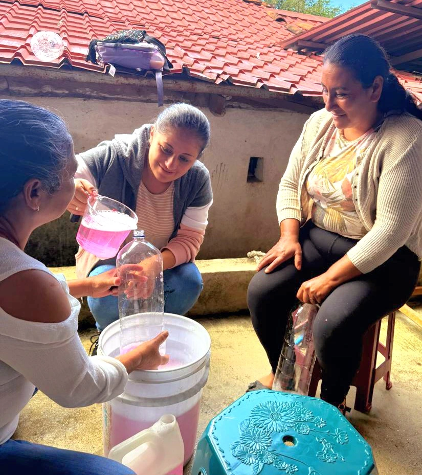 Taller de desinfectante. 