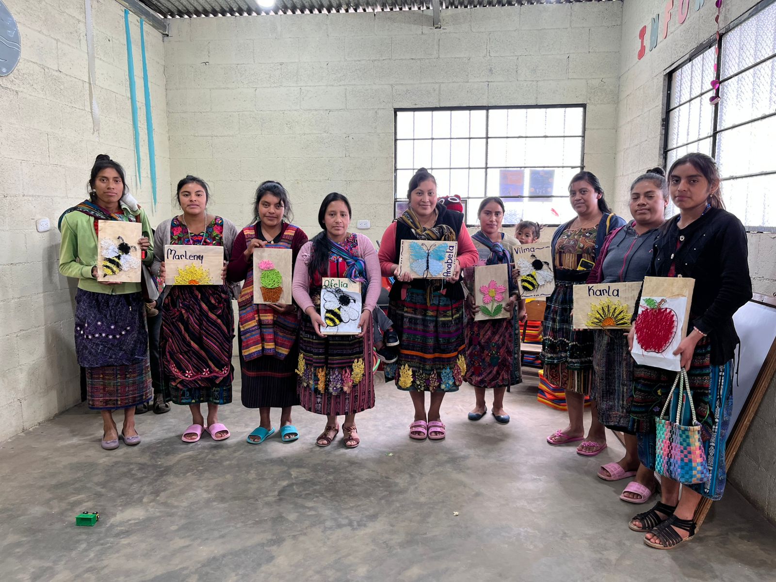 Taller de arte en hilos y tablas. 